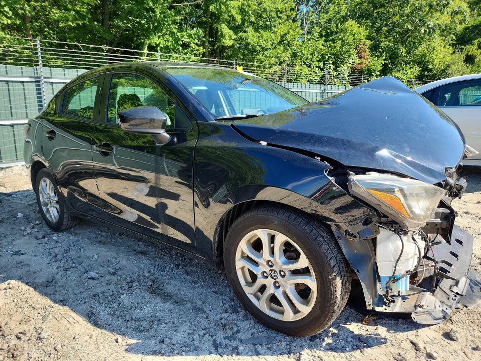 Продаж на аукціоні авто 2017 Toyota Yaris Ia, vin: 3MYDLBYV2HY167824, номер лоту: 63951276