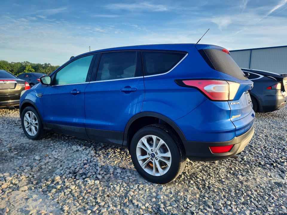 64548786 :رقم المزاد ، 1FMCU0GD4HUD24823 vin ، 2017 Ford Escape مزاد بيع