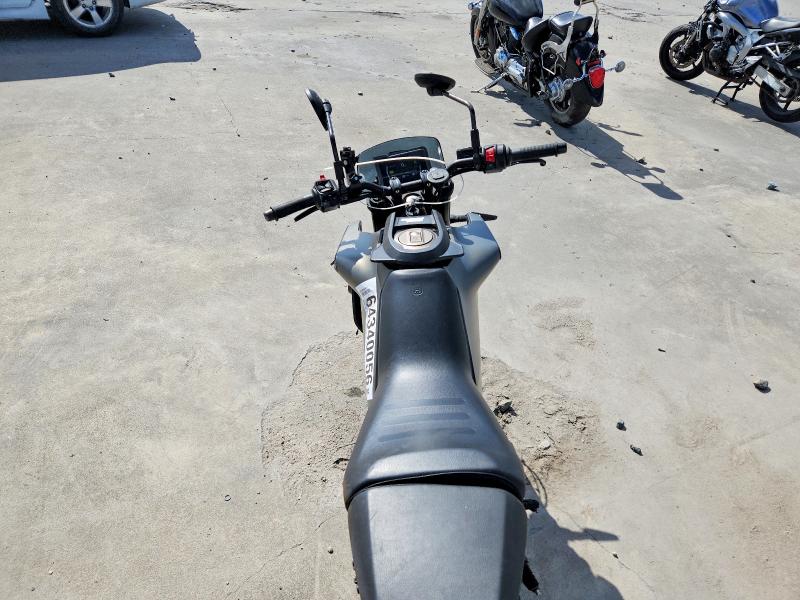 Продаж на аукціоні авто 2024 Husqvarna Vitpilen 401/svartpilen 401, vin: MD2JUJ403RN211065, номер лоту: 64340056