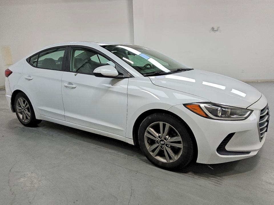 Продажа на аукционе авто 2017 Hyundai Elantra, vin: 5NPD84LF3HH178971, номер лота: 64093116