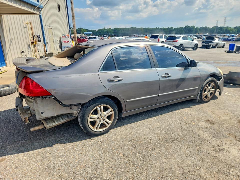 Продажа на аукционе авто 2006 Honda Accord, vin: 1HGCM56886A084682, номер лота: 62805066