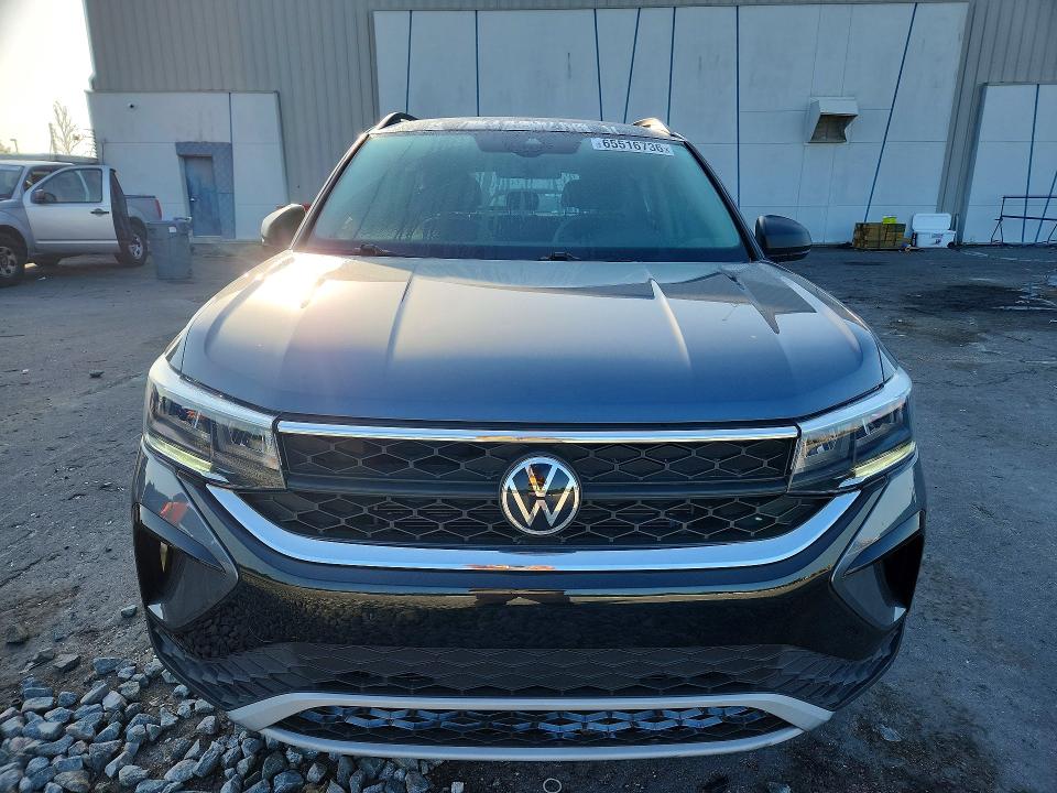 Продаж на аукціоні авто 2022 Volkswagen Taos, vin: 3VVDX7B20NM004284, номер лоту: 65516736