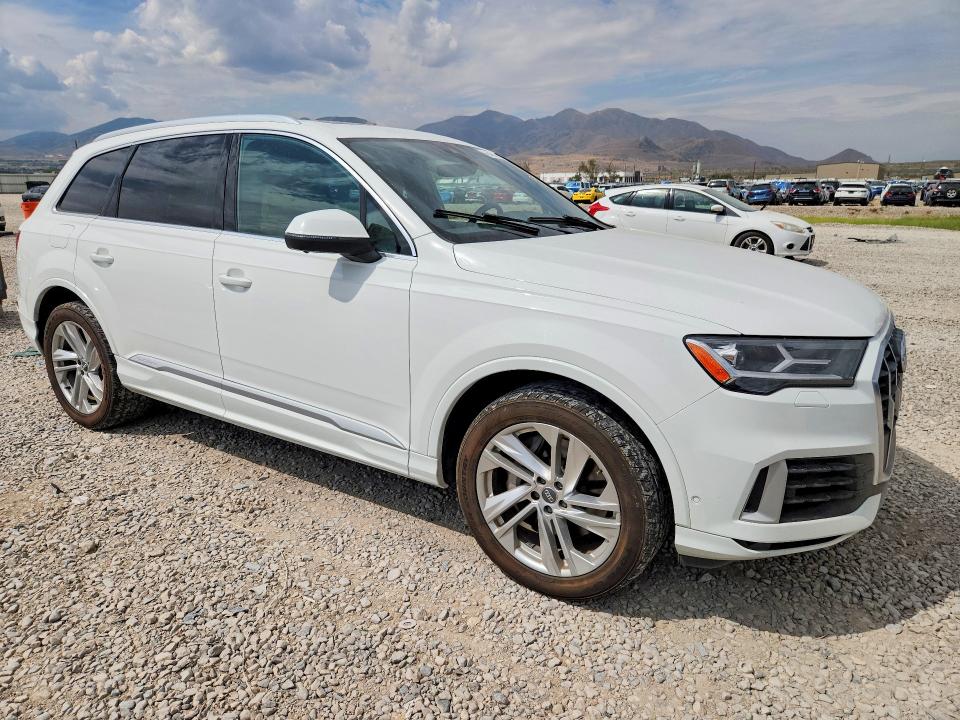 2020 Audi Q7 მანქანა იყიდება აუქციონზე, vin: WA1LXAF72LD002164, აუქციონის ნომერი: 64556686