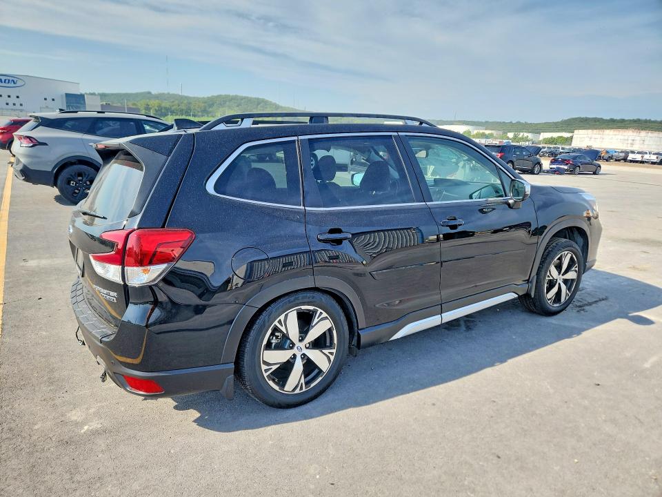 2021 Subaru Forester მანქანა იყიდება აუქციონზე, vin: JF2SKAXC1MH431688, აუქციონის ნომერი: 66767706