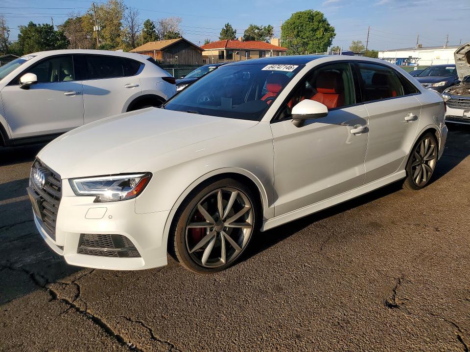 Продаж на аукціоні авто 2018 Audi S3, vin: WAUB1HFF8J1082066, номер лоту: 64747146