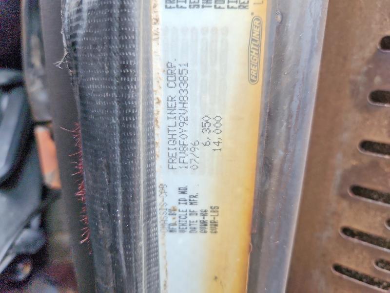 64987766 :رقم المزاد ، 1FV8F0Y92VH833851 vin ، 1997 Freightliner Fld120 مزاد بيع