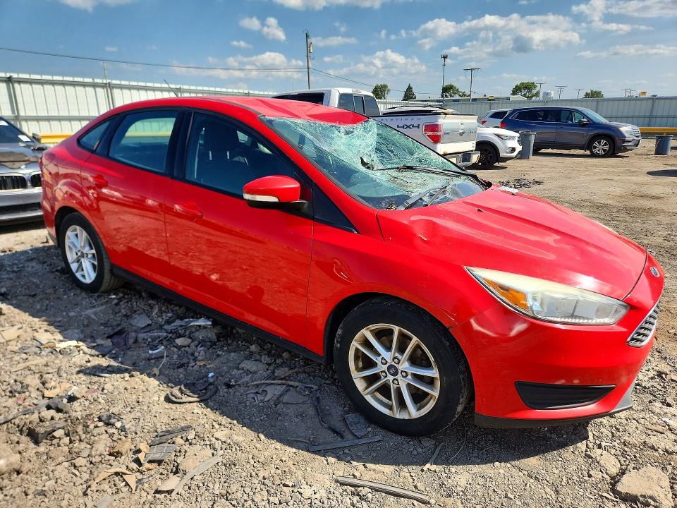 Продажа на аукционе авто 2015 Ford Focus, vin: 1FADP3F24FL228913, номер лота: 65792386