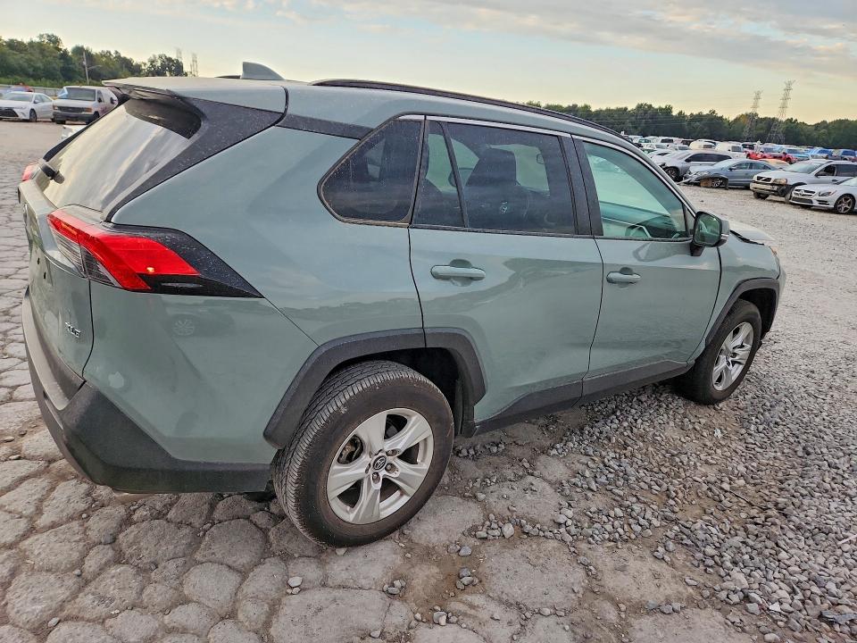 2021 Toyota Rav4 მანქანა იყიდება აუქციონზე, vin: 2T3W1RFV5MW118755, აუქციონის ნომერი: 65739816