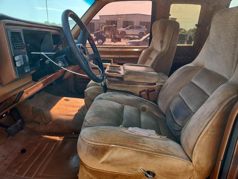 66045996 :رقم المزاد ، 2GCEC19K0L1247860 vin ، 1990 Chevrolet Gmt-400 مزاد بيع