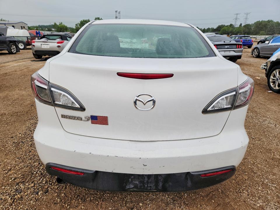 64569896 :رقم المزاد ، JM1BL1VG4B1445852 vin ، 2011 Mazda 3 مزاد بيع