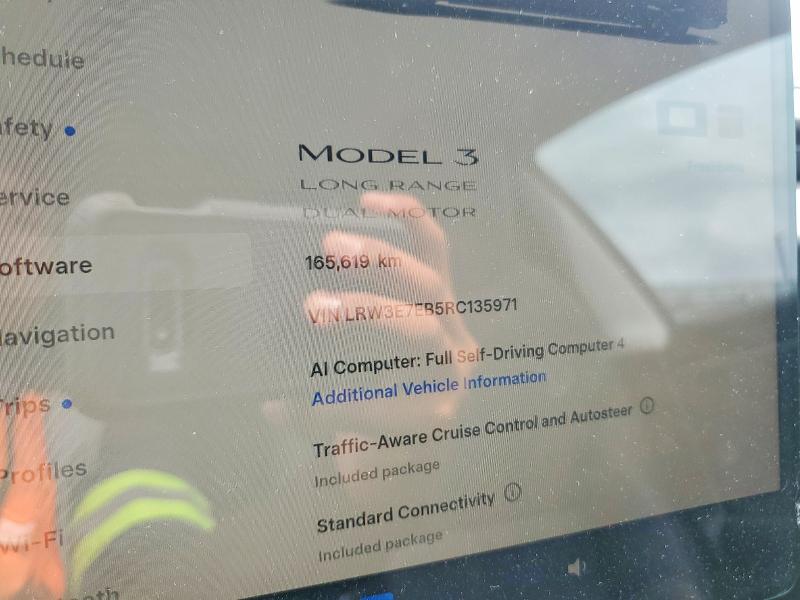 63576026 :رقم المزاد ، LRW3E7EB5RC135971 vin ، 2024 Tesla Model 3 مزاد بيع