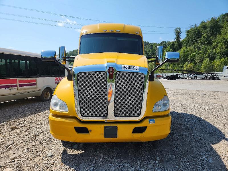 Продаж на аукціоні авто 2019 Kenworth T680, vin: 1XKYD49XXKJ221721, номер лоту: 65881576