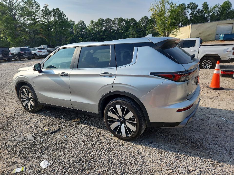 2025 Mitsubishi Outlander მანქანა იყიდება აუქციონზე, vin: JA4J3VA86SZ013390, აუქციონის ნომერი: 63343806