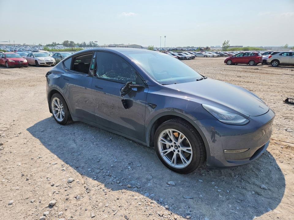 64550756 :رقم المزاد ، 5YJYGDEE5MF188595 vin ، 2021 Tesla Model Y مزاد بيع