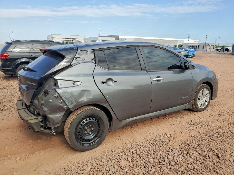 63915486 :رقم المزاد ، 1N4AZ1CPXKC300354 vin ، 2019 Nissan Leaf مزاد بيع