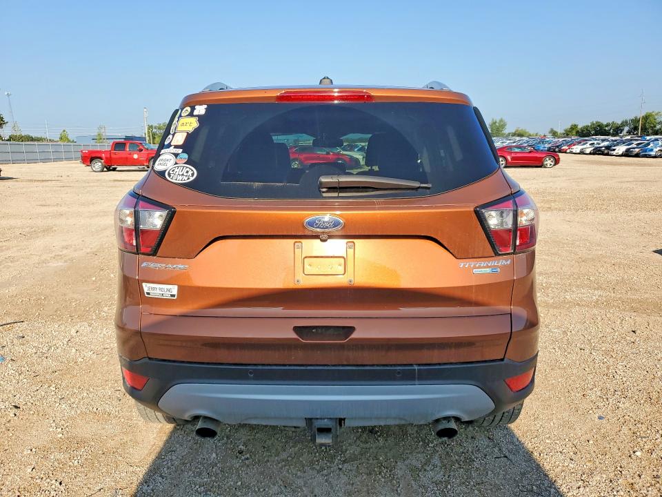 2017 Ford Escape მანქანა იყიდება აუქციონზე, vin: 1FMCU9J93HUE21486, აუქციონის ნომერი: 62847416