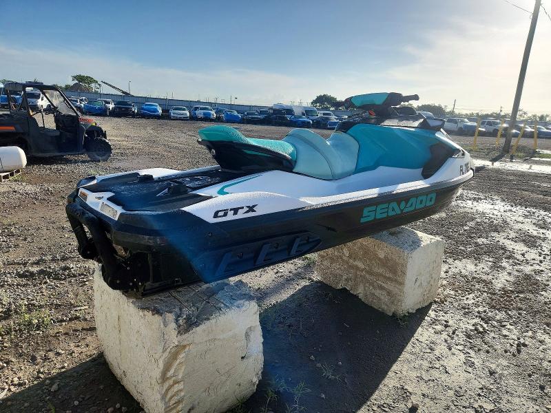 64149706 :رقم المزاد ، YDV37457K223 vin ، 2023 Sea-doo Gtx مزاد بيع