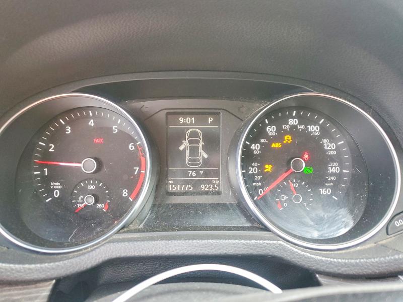 63406186 :رقم المزاد ، 1VWBT7A37HC037166 vin ، 2017 Volkswagen Passat مزاد بيع