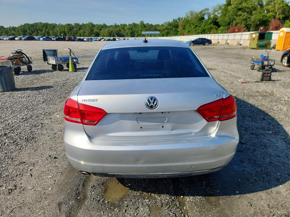 Продаж на аукціоні авто 2013 Volkswagen Passat, vin: 1VWBP7A37DC115122, номер лоту: 64450276