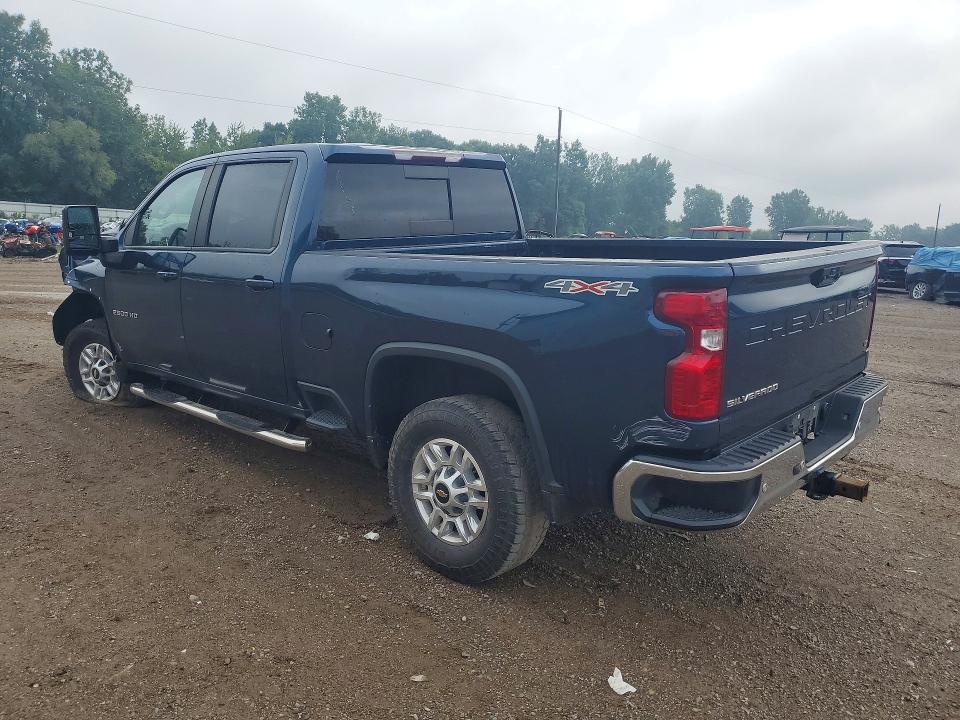 63846366 :رقم المزاد ، 1GC1YNE75NF210176 vin ، 2022 Chevrolet Silverado مزاد بيع