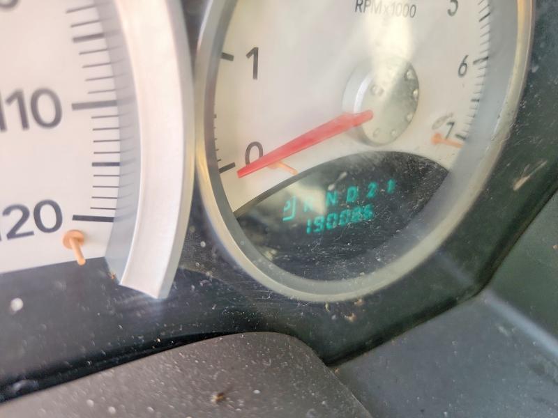 65592976 :رقم المزاد ، 1D7HE48NX5S244462 vin ، 2005 Dodge Dakota مزاد بيع