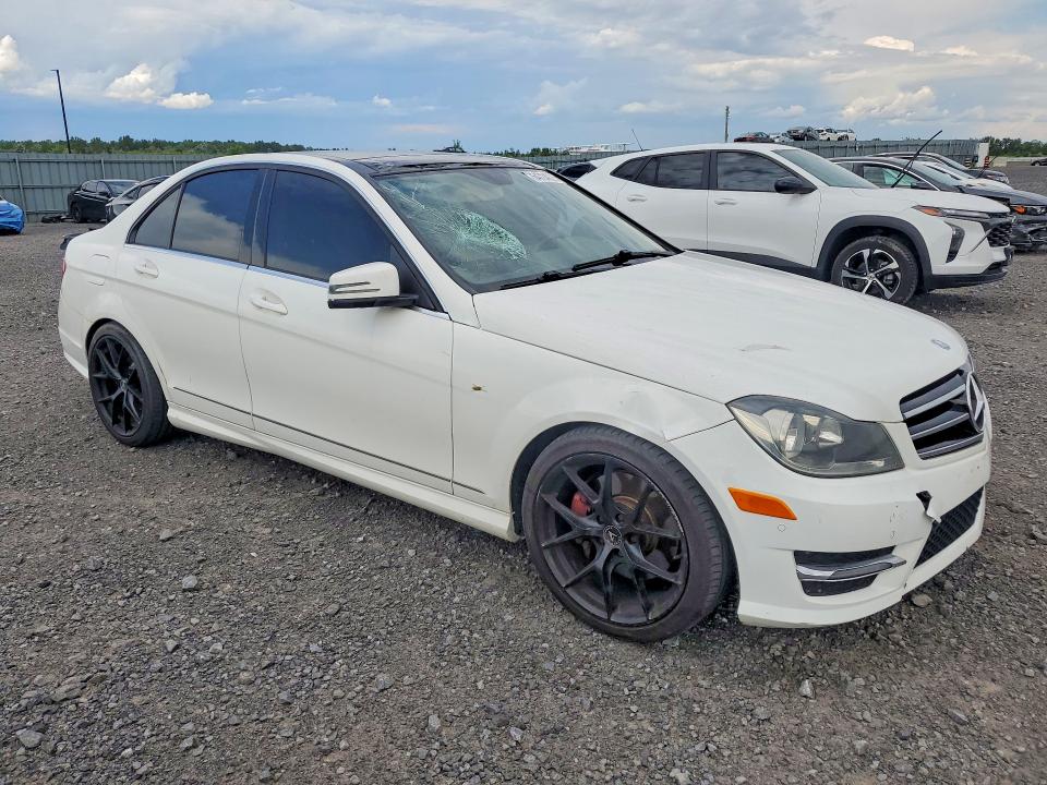 Auction sale of the 2014 Mercedes-benz C, vin: WDDGF8AB8EA960590, lot number: 64724076