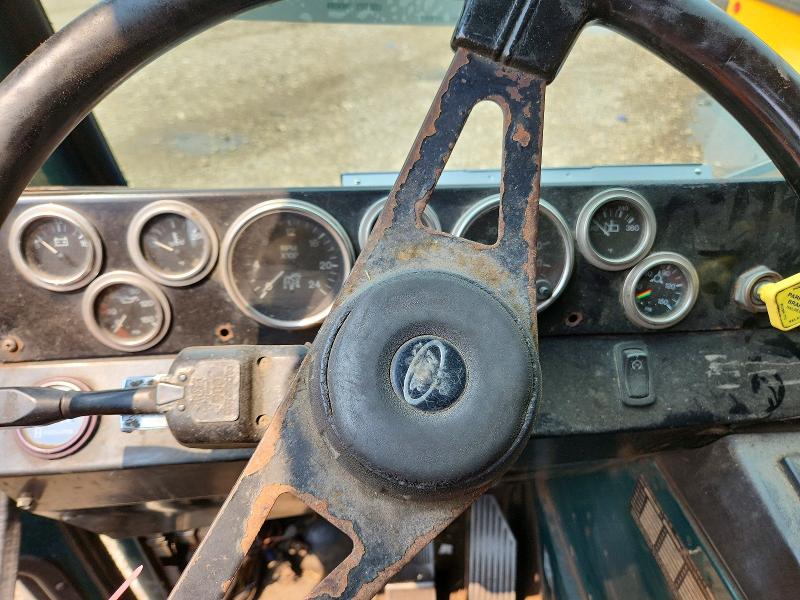 63712336 :رقم المزاد ، 1M2AC08C57M012976 vin ، 2007 Mack Le613 مزاد بيع