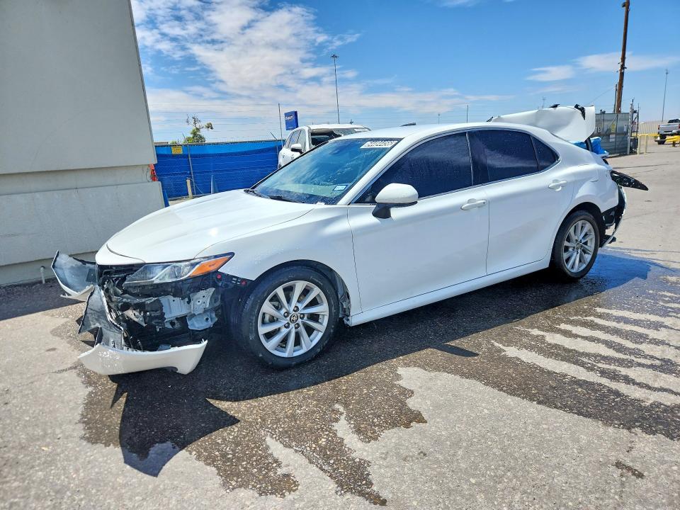 2022 Toyota Camry მანქანა იყიდება აუქციონზე, vin: 4T1C11AK4NU046863, აუქციონის ნომერი: 64484456