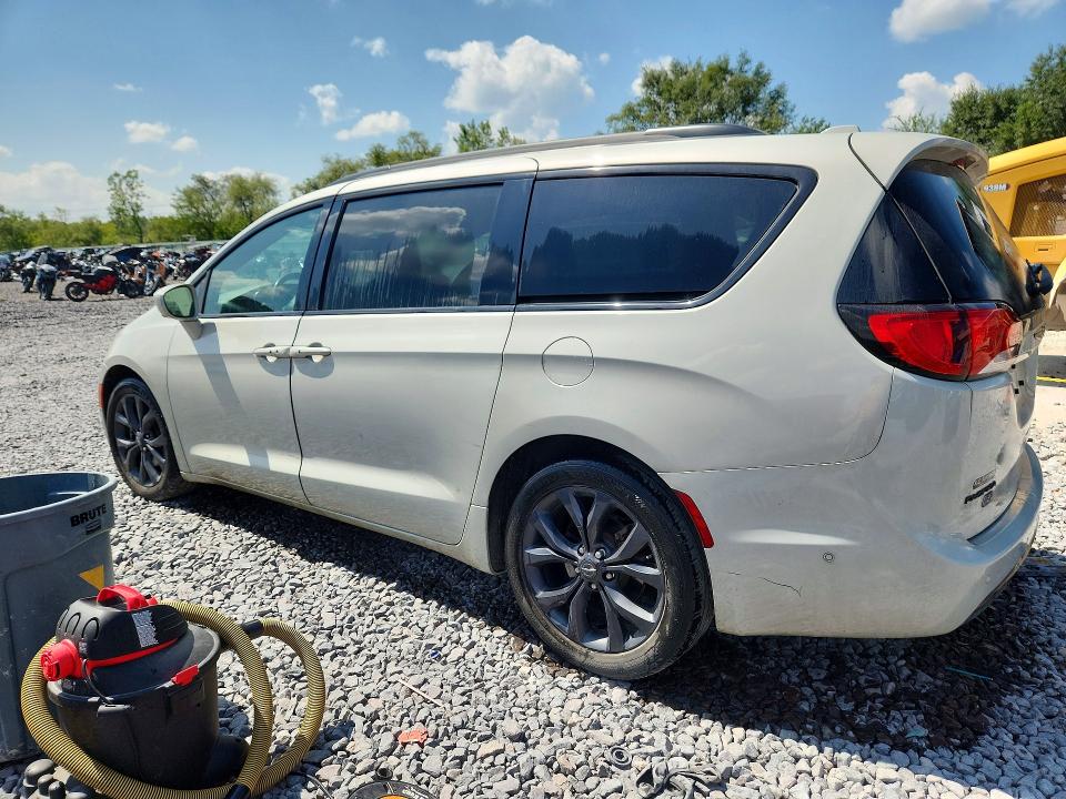Продажа на аукционе авто 2019 Chrysler Pacifica, vin: 2C4RC1EG7KR746612, номер лота: 66442006