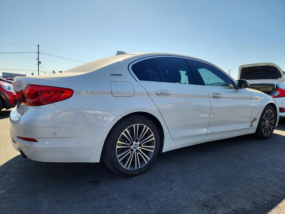 Продажа на аукционе авто 2018 Bmw 530e, vin: WBAJA9C5XJB033278, номер лота: 66282026