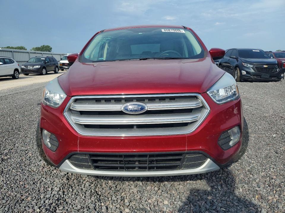2017 Ford Escape მანქანა იყიდება აუქციონზე, vin: 1FMCU0GD6HUC23315, აუქციონის ნომერი: 65815046