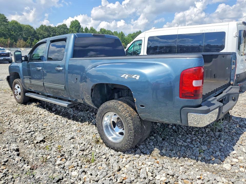 64600846 :رقم المزاد ، 1GC4K1C8XBF238148 vin ، 2011 Chevrolet Silverado مزاد بيع
