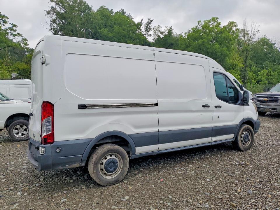 63020046 :رقم المزاد ، 1FTNR2CM4FKA54842 vin ، 2015 Ford Transit مزاد بيع