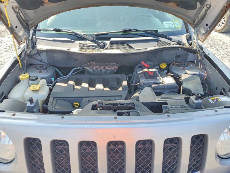 64642106 :رقم المزاد ، 1C4NJRFB4FD218010 vin ، 2015 Jeep Patriot مزاد بيع