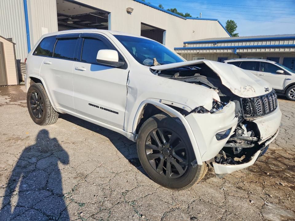 2018 Jeep Grand Cherokee მანქანა იყიდება აუქციონზე, vin: 1C4RJFAGXJC203268, აუქციონის ნომერი: 65807636