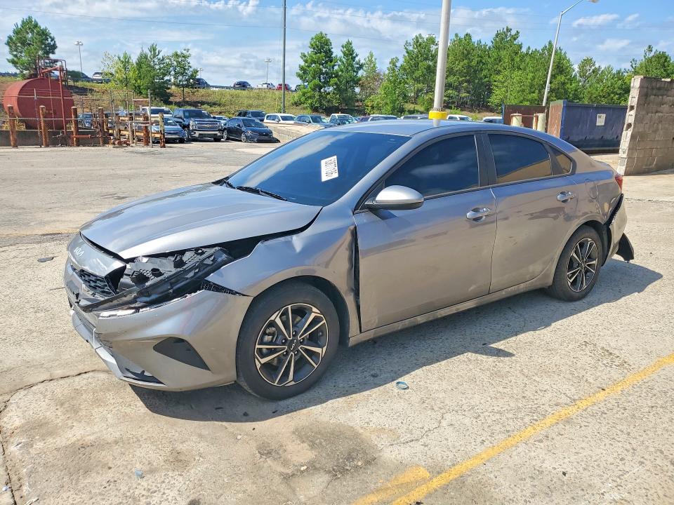 63877136 :رقم المزاد ، 3KPF24AD3RE815259 vin ، 2024 Kia Forte مزاد بيع