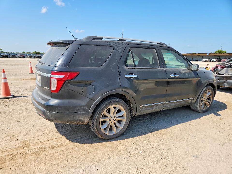 67034236 :رقم المزاد ، 1FM5K7F89FGB17996 vin ، 2015 Ford Explorer مزاد بيع