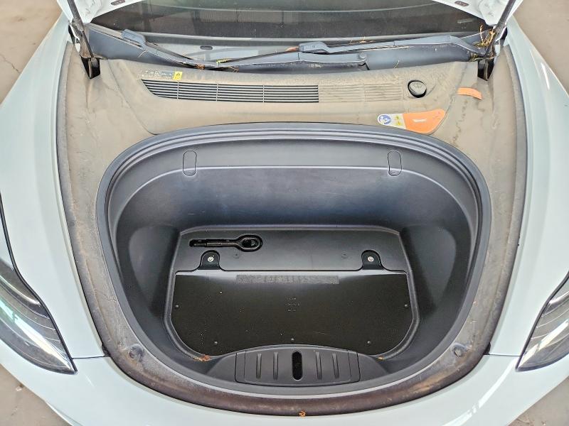 2018 Tesla Model 3 მანქანა იყიდება აუქციონზე, vin: 5YJ3E1EA0JF011220, აუქციონის ნომერი: 65436986
