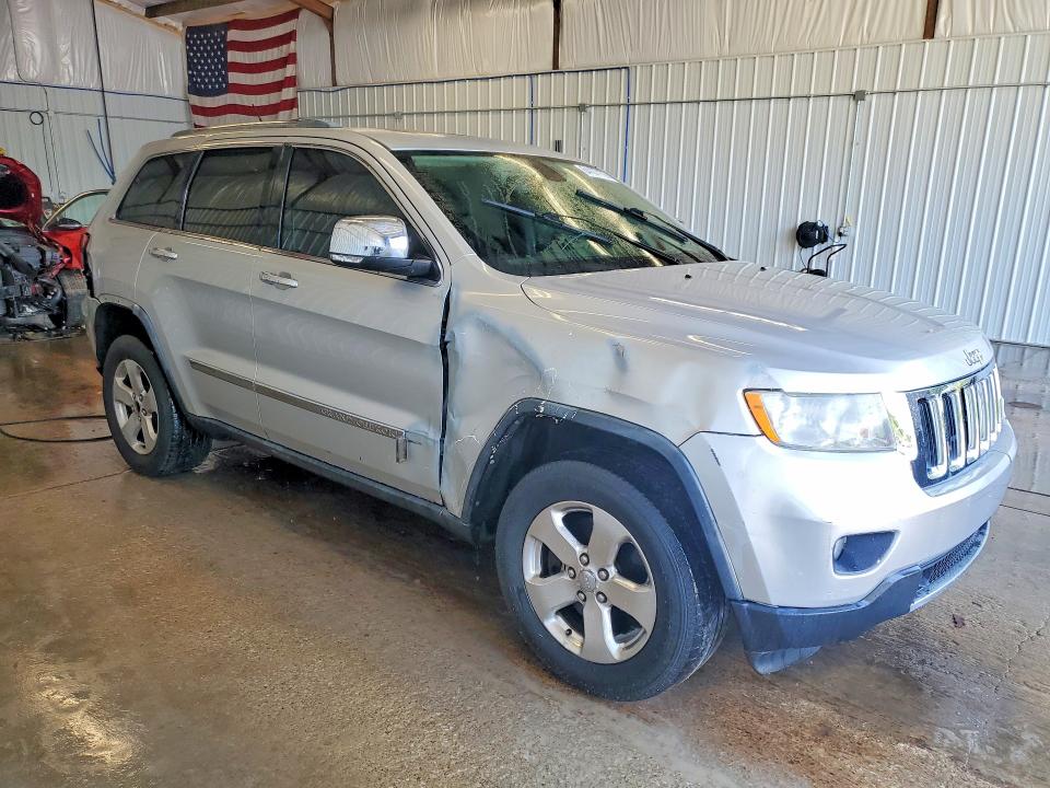 64107176 :رقم المزاد ، 1J4RR5GT3BC713447 vin ، 2011 Jeep Grand Cherokee مزاد بيع