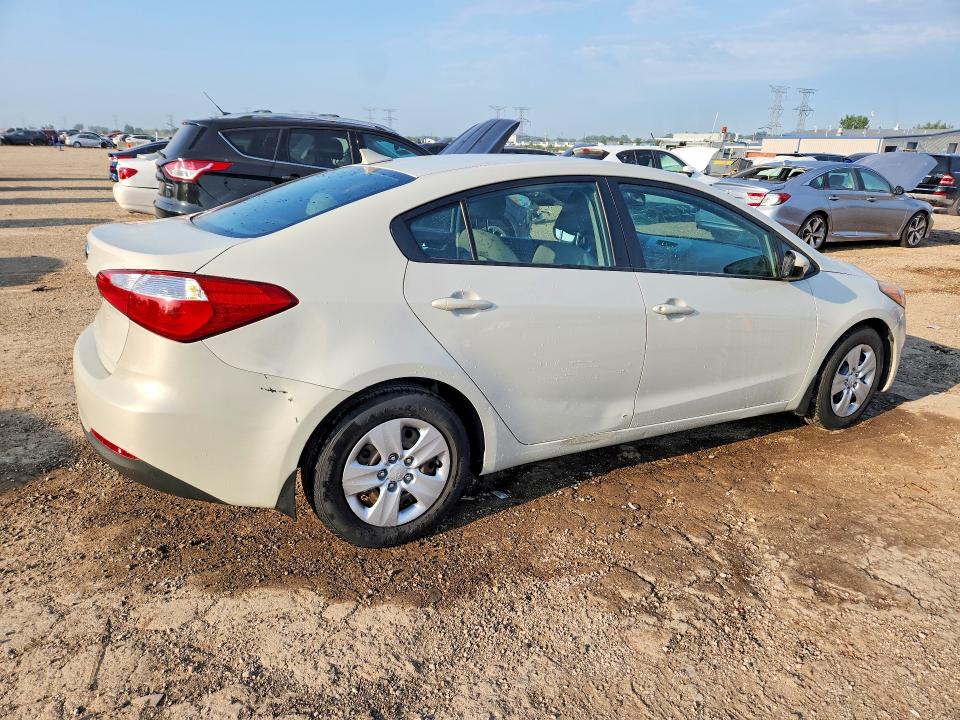 65354806 :رقم المزاد ، KNAFK4A6XF5372615 vin ، 2015 Kia Forte مزاد بيع