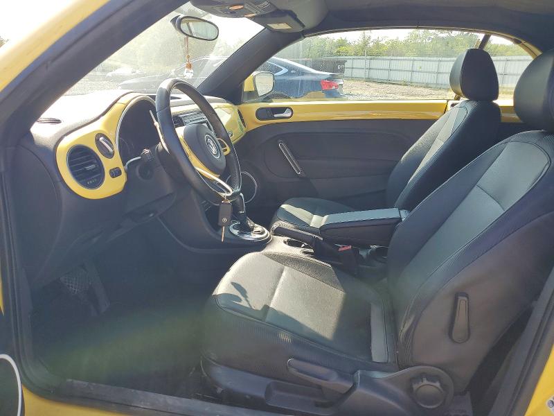 66226516 :رقم المزاد ، 3VW517AT7FM807848 vin ، 2015 Volkswagen Beetle مزاد بيع