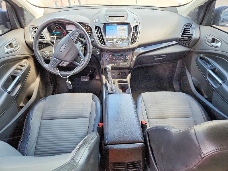 63548956 :رقم المزاد ، 1FMCU9J98HUE78654 vin ، 2017 Ford Escape مزاد بيع