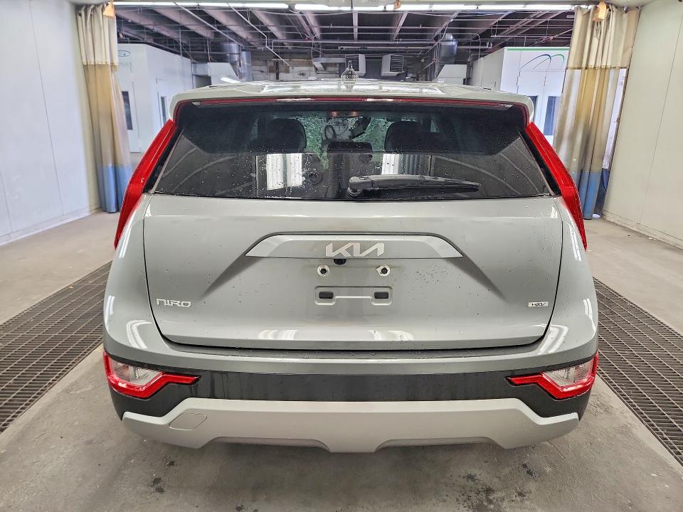2026 Kia Niro მანქანა იყიდება აუქციონზე, vin: KNDCP3LE2T5341246, აუქციონის ნომერი: 66275666