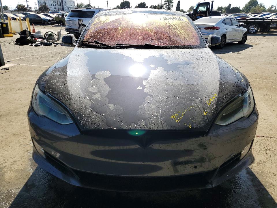 Продажа на аукционе авто 2018 Tesla Model S, vin: 5YJSA1E27JF269203, номер лота: 67034326