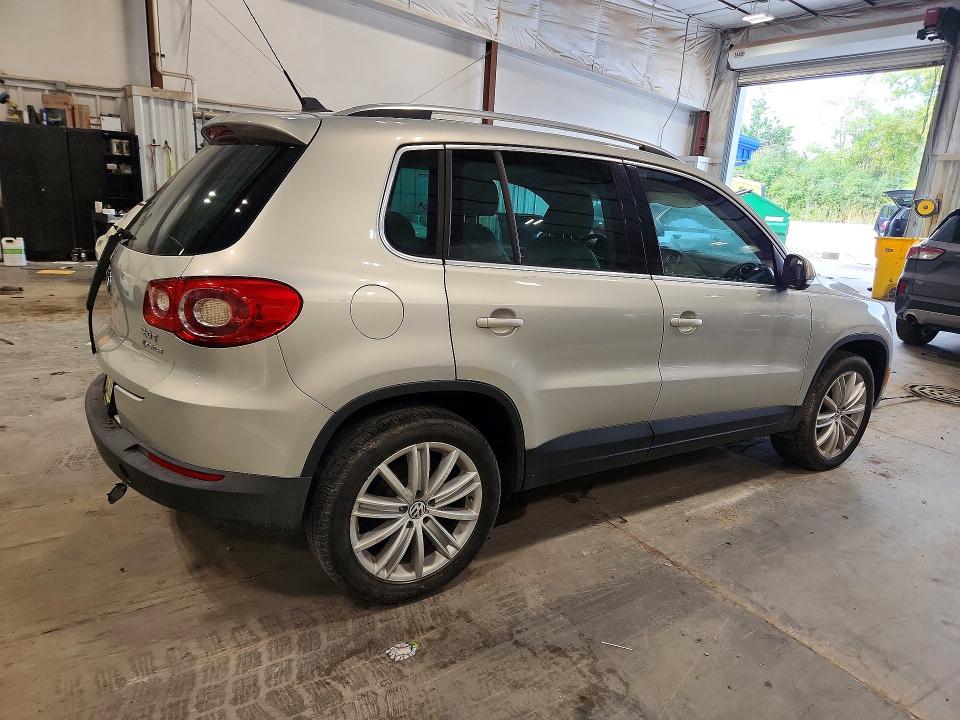 Aukcja sprzedaży 2010 Volkswagen Tiguan, vin: WVGBV7AX3AW511548, numer aukcji: 64494966