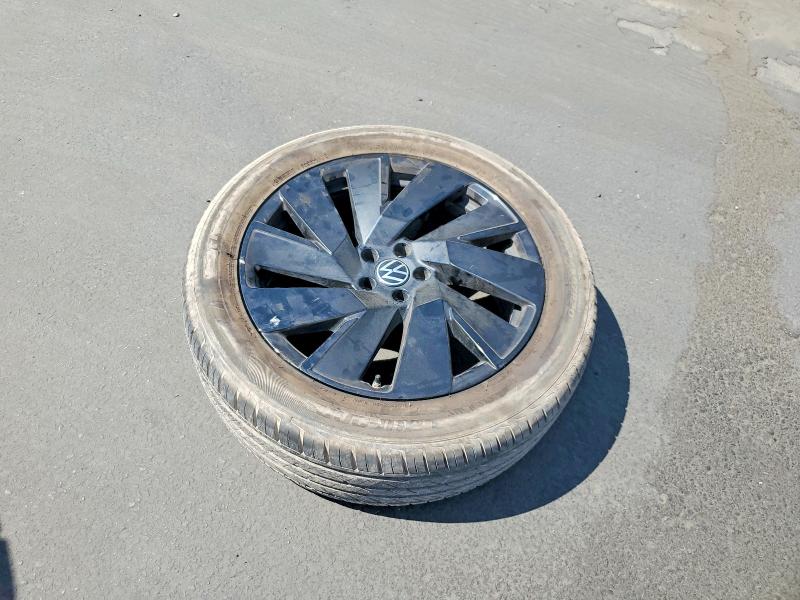 2024 Volkswagen Atlas Cross Sport მანქანა იყიდება აუქციონზე, vin: 1V2JE2CA3RC236139, აუქციონის ნომერი: 64302946