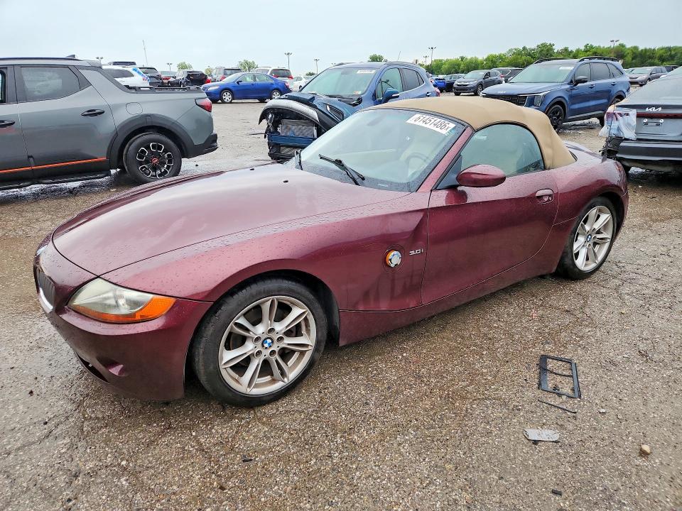 61451486 :رقم المزاد ، 4USBT53433LU04239 vin ، 2003 Bmw Z4 مزاد بيع
