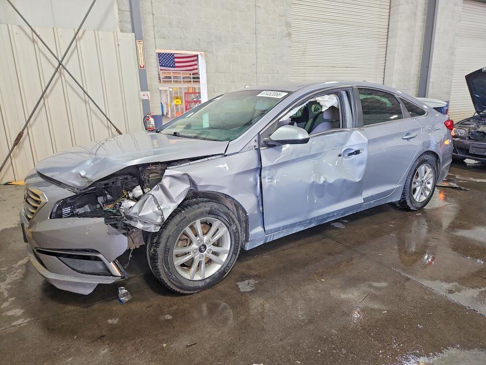 2015 Hyundai Sonata მანქანა იყიდება აუქციონზე, vin: 5NPE24AF9FH122944, აუქციონის ნომერი: 61452066
