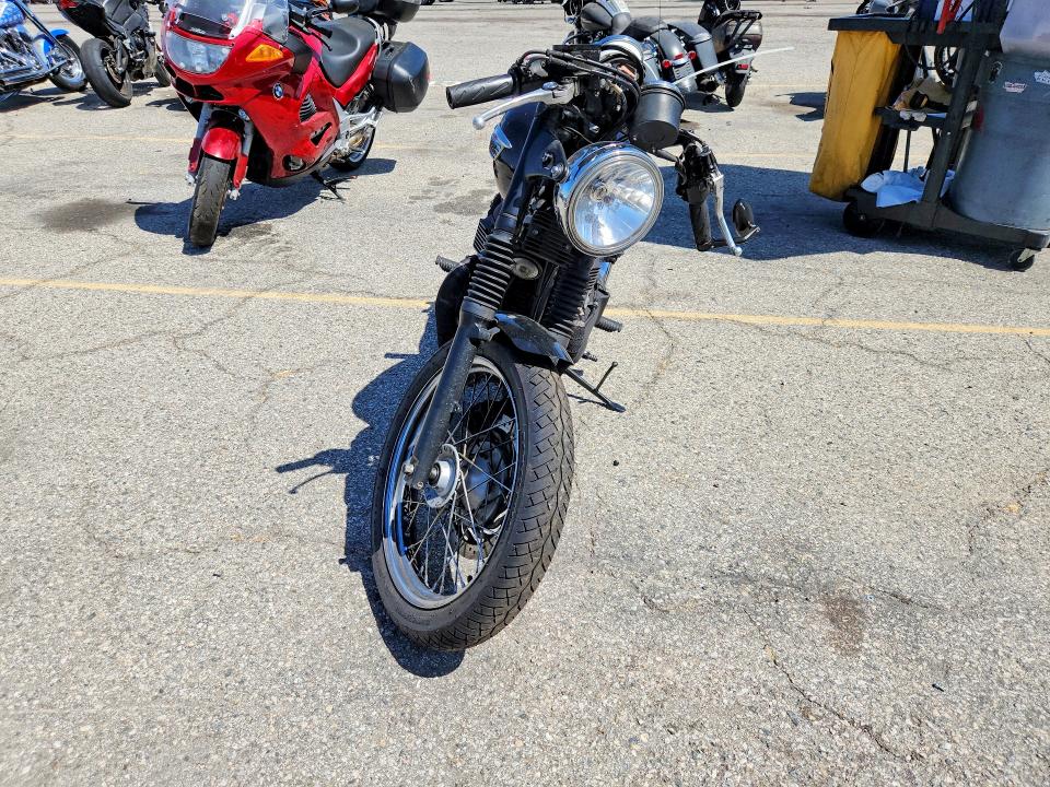 63249016 :رقم المزاد ، SMT910K16DT556572 vin ، 2013 Triumph Motorcycle Bonneville مزاد بيع