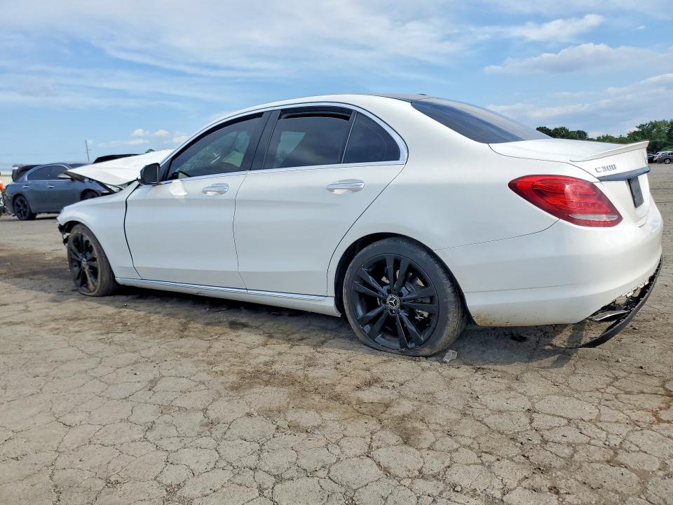 65593076 :رقم المزاد ، 55SWF4KB6JU271578 vin ، 2018 Mercedes-benz C مزاد بيع